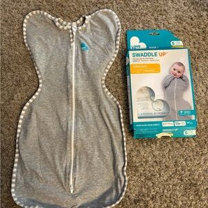 Love to Dream Gray and White Swaddle